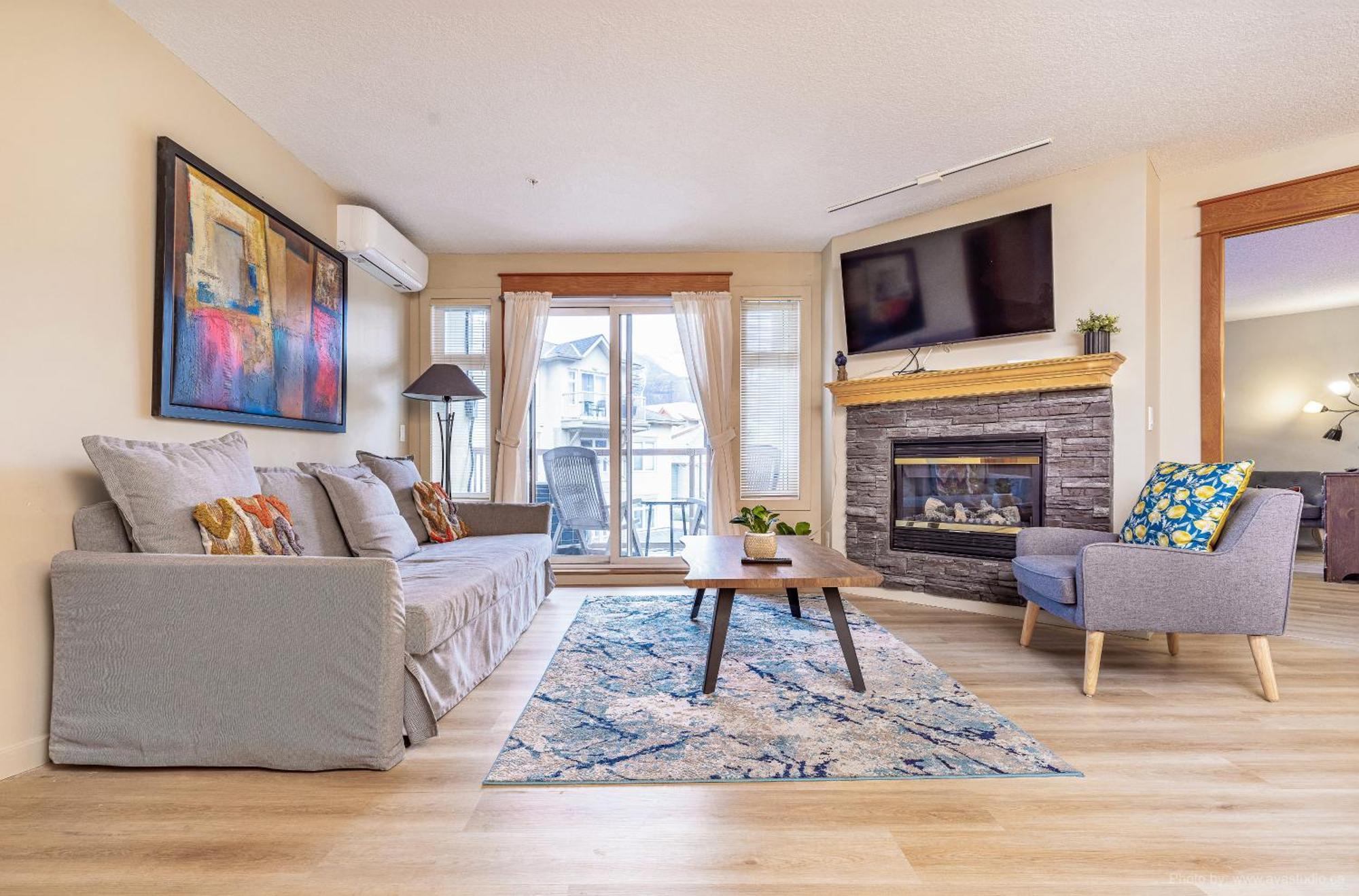 Lovely Mountain View 2 Bedroom Suite Canmore Exterior foto